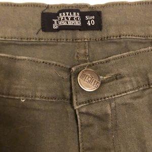 Trestles Jeans Men’s SZ40X32 Olive Green